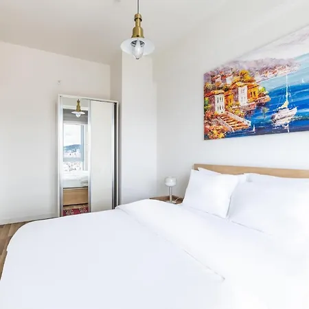 Sea View New Built Near Kartal Coast * イスタンブール