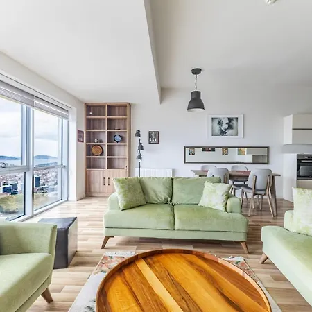 Sea View New Built Near Kartal Coast Apartment