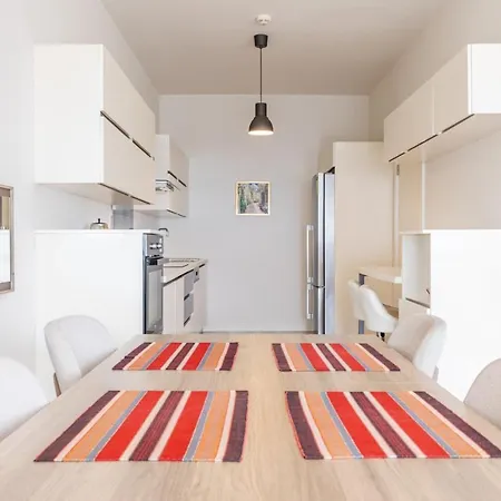 Sea View New Built Near Kartal Coast